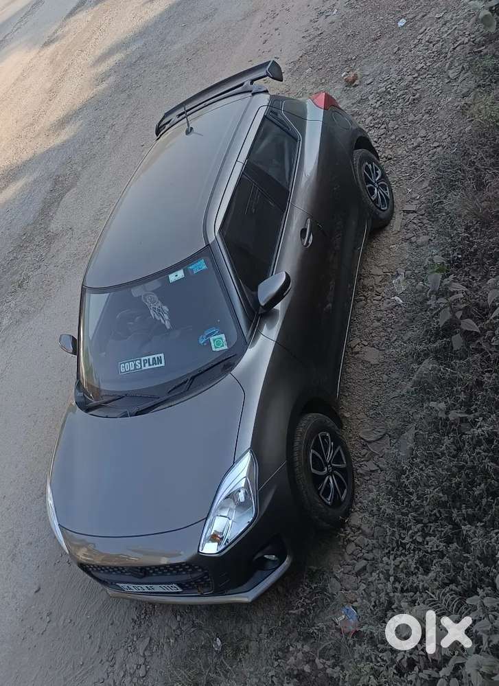 Maruti Suzuki Swift 2022 Petrol 31000 Km Driven
