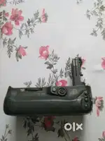 Original Canon battery grip for sale, like new.