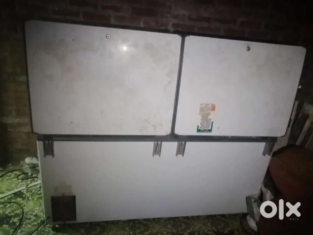 D freejer 500 ltr 1 on cooling