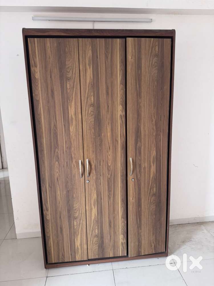 3 Door Wardrobe , Wood Finish