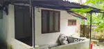 Unfurnished house.. Single floor residential building