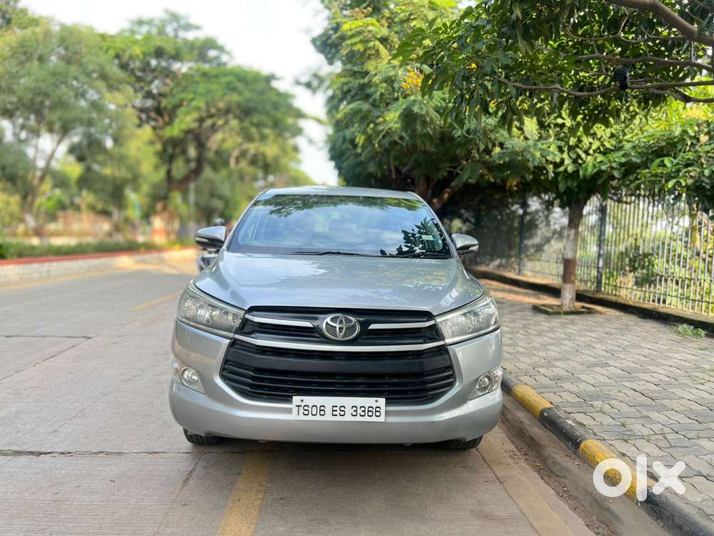 Toyota Innova Crysta 2.4 G MT, 2017, Diesel