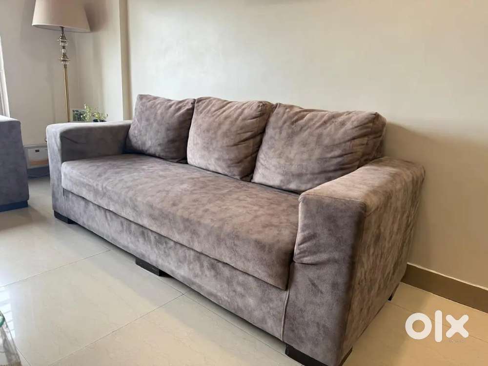 3+2 Sofa Set
