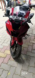 Yamaha R15 V4 Red | 4500 km | Showroom Serviced | Excellent Condition
