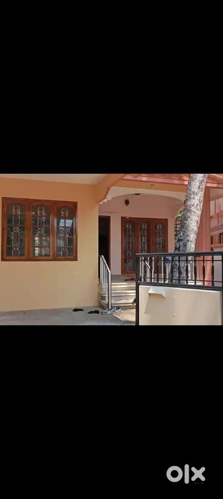 5.5 cent  4 bhk house for sale pappanamcode