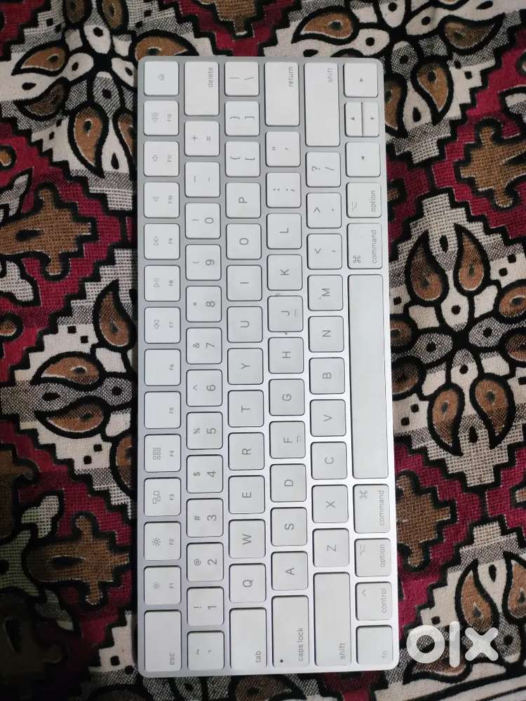 Apple magic keyboard and mouse
( rechargeable Bluetooth, original )