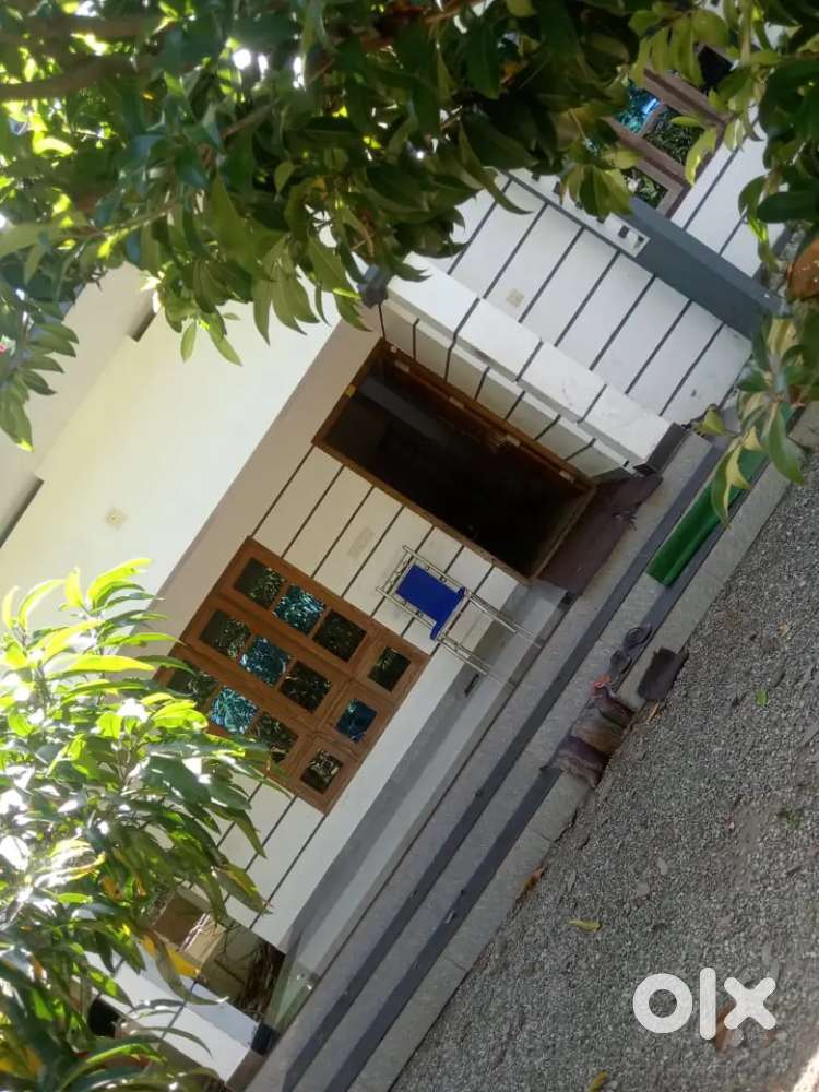 Vembayam.9cent.veedu.32laks