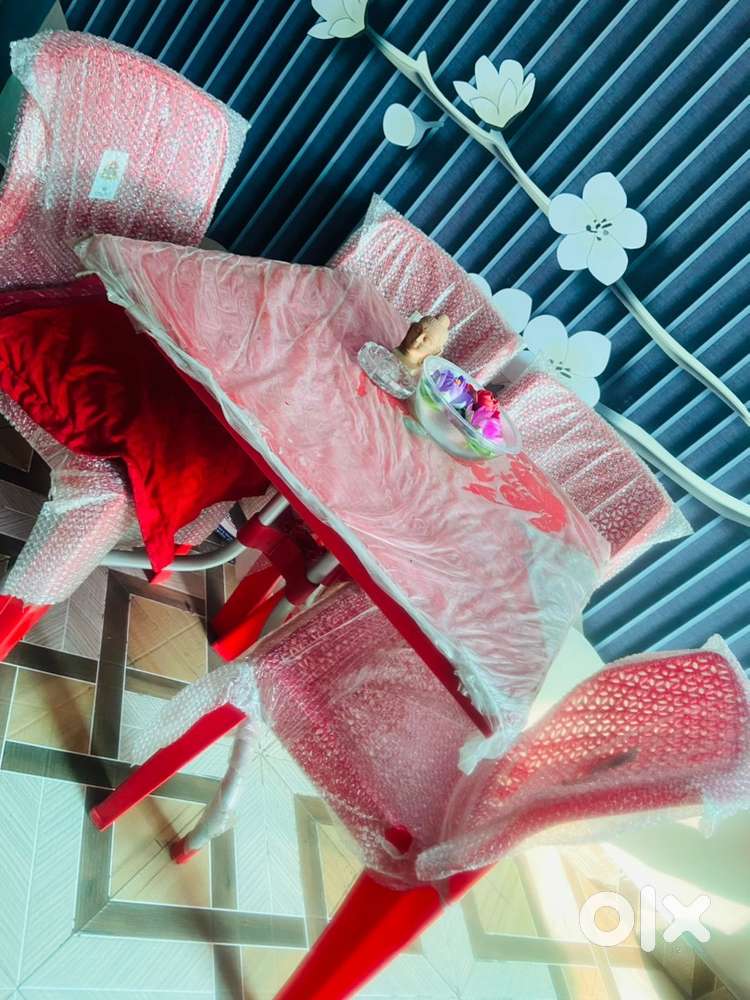 Supreme quality chair and table