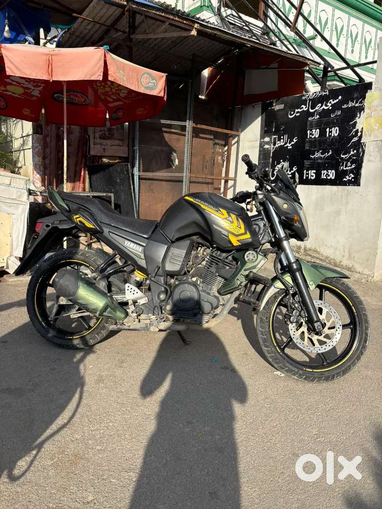 Yamaha fzs model 2014