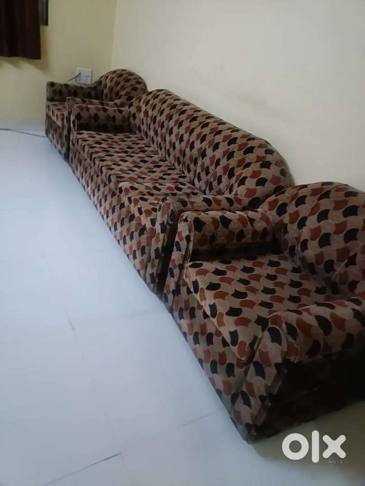 2 BHK flat Dilip Nagar