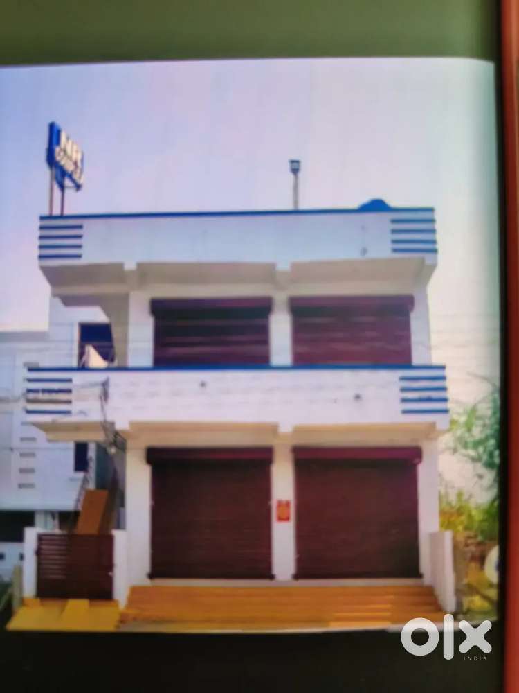 Commercial shop for rent 1st floor only