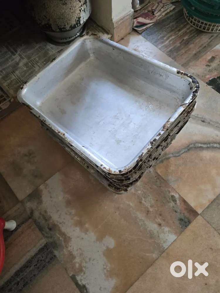 Dishs for making rubber sheets from latex