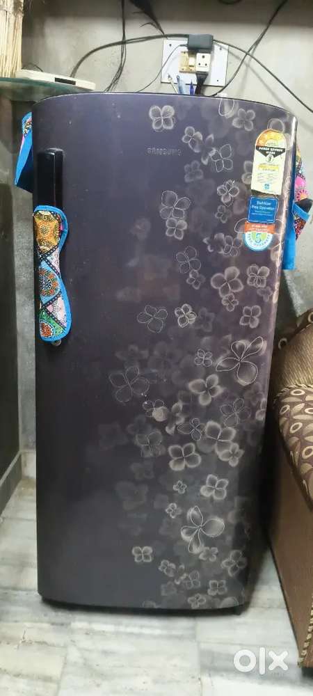 Sell samsung fridge conditio good