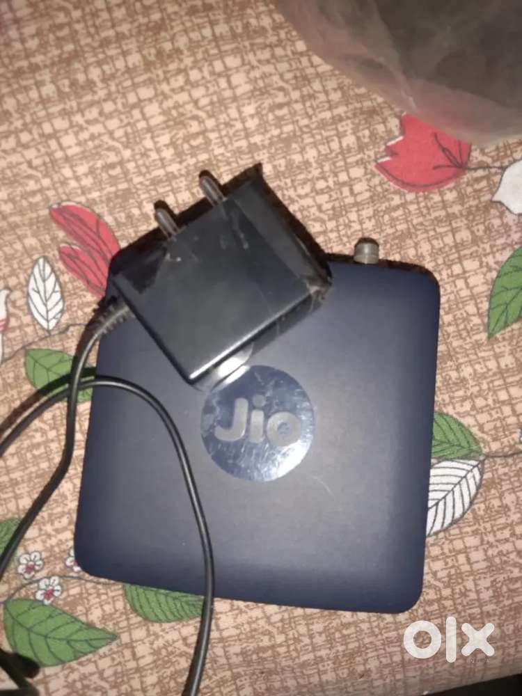 Jio setup box with adaptor