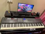 Akai Professional MPK88 Hammer Action USB Midi Controller