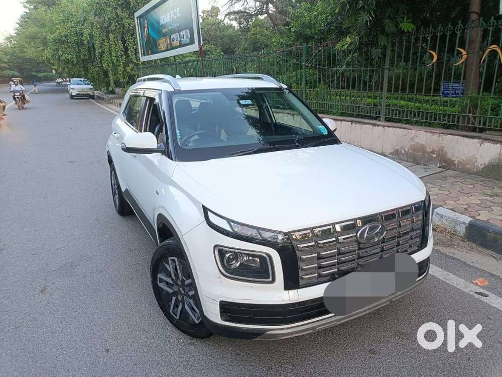 Hyundai Venue 1.0 S (O) Turbo DCT, 2022, Petrol