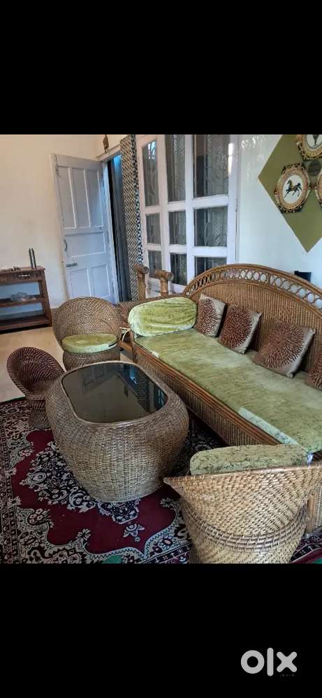 Wanted to sell some of the house furniture's.