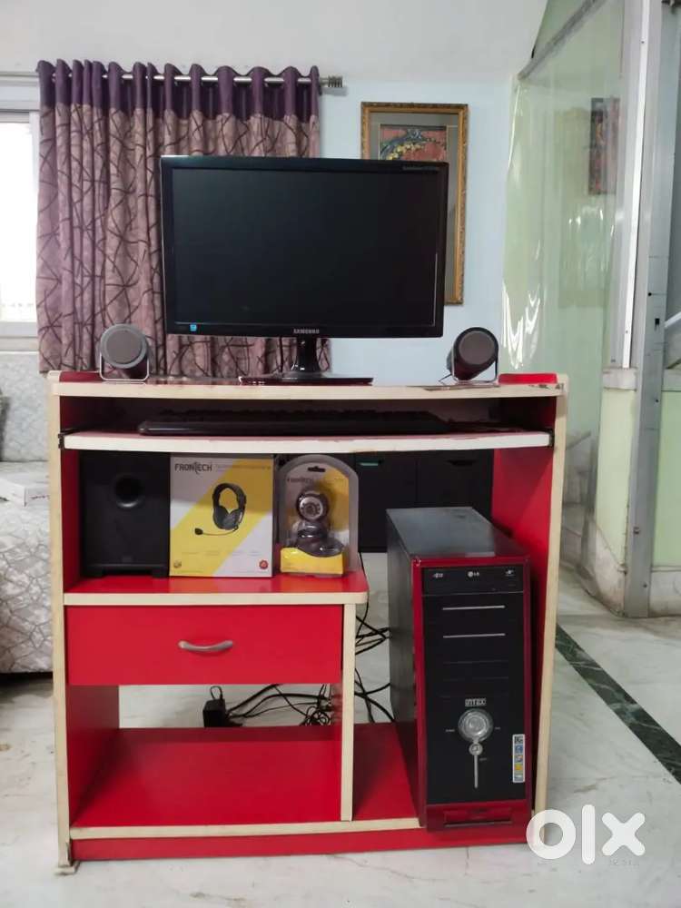 Complete Desktop Computer Setup- Samsung Monitor+IntelCPU+Accessories