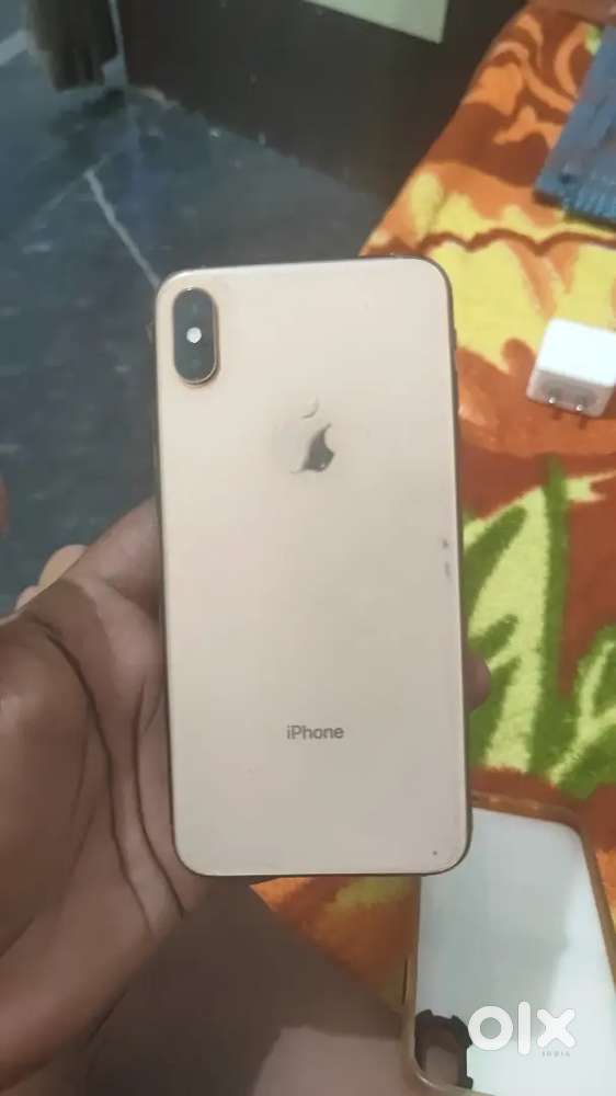 iPhone xs max 64gb