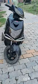 S-One Electric Scooter 2023 – 1 year bettry guaranty aur 6 month charg