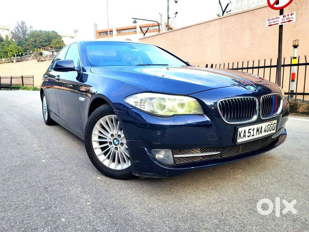 BMW 5 Series 523i Sedan, 2010, Petrol