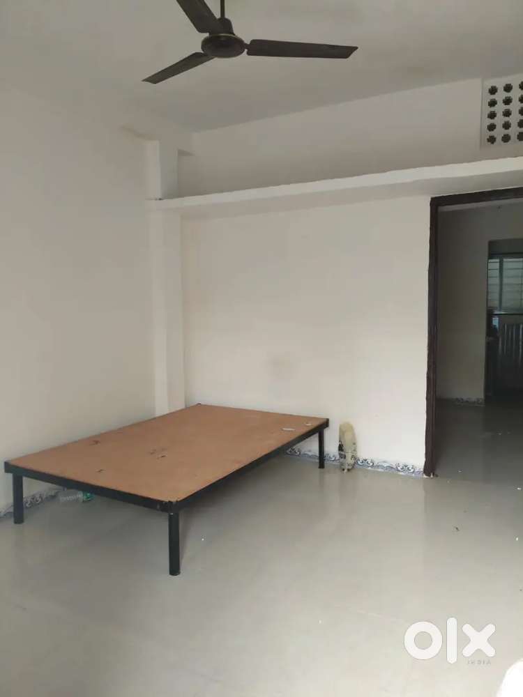 Independent 1Bhk Near Bapat Square
