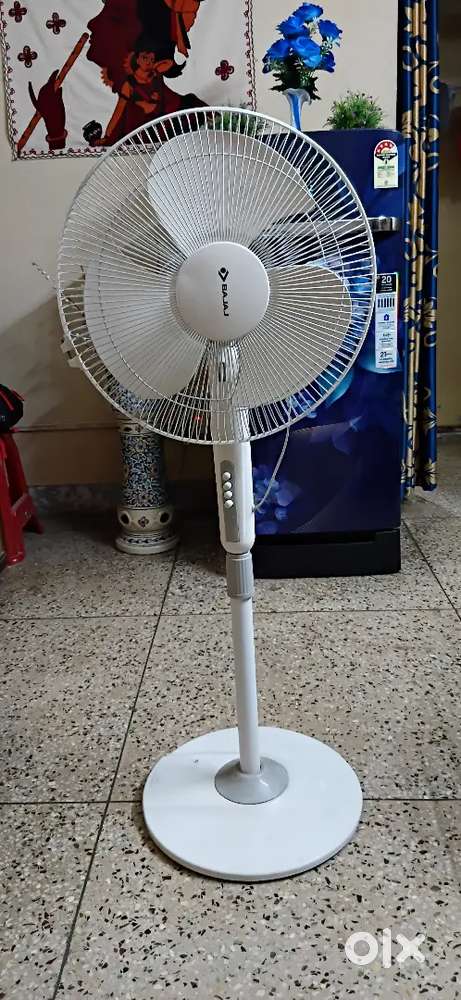 Pedestal fan