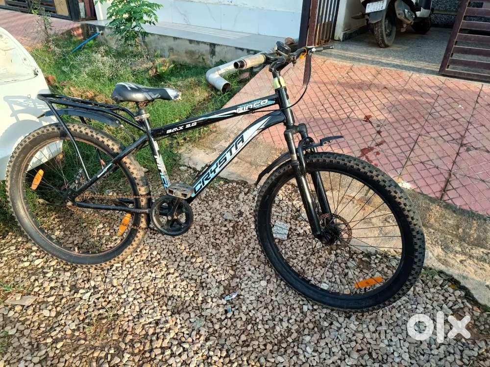 Good condition 1 eares old price 4000