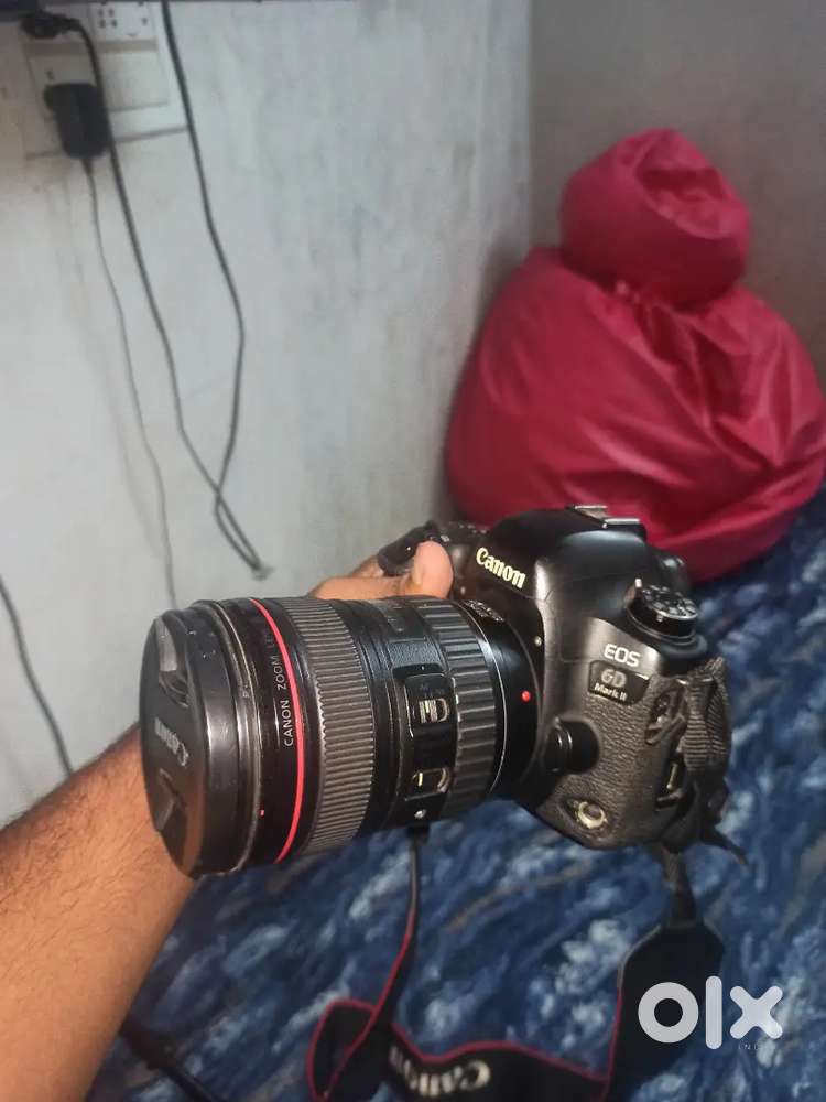 Canon 6D mark 2 with 24_105 lens