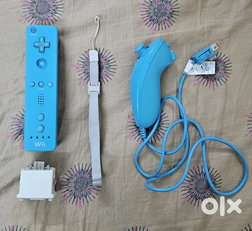 Original Nintendo Wii Controller Set