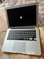 MacBook Air 13” (Mid-2017) – Excellent Condition + Original Charger