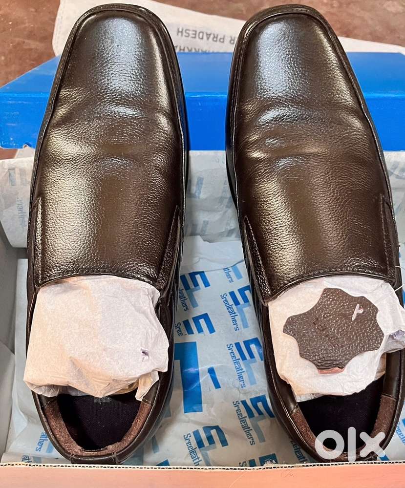 Brand new Sreeleathers Size 6  shoes for mens.., price negotiable..