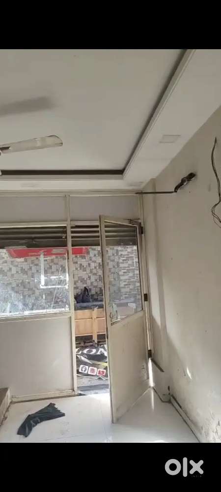 शॉप विकायचे आहे