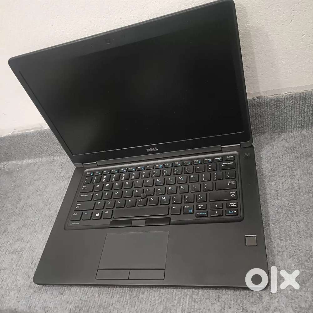 DELL laptop Intel Core i5 8 th Gen 8 GB Ram 256 GB SSD Nvme