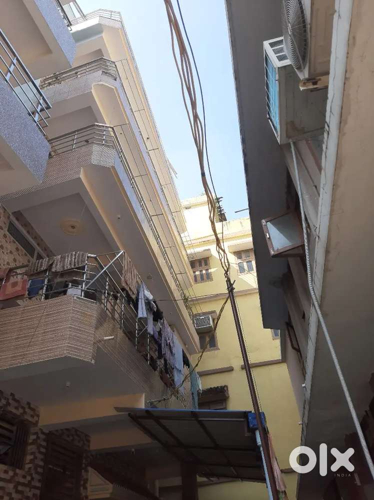 Semi-Furnished 2BHK Flat Near Kumhrar Park