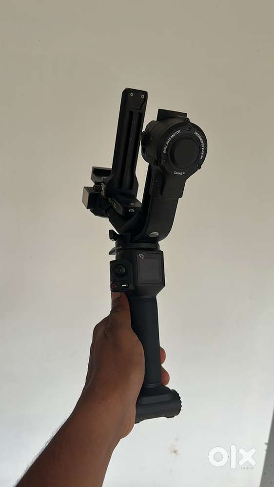 Zhiyun CRANE 4