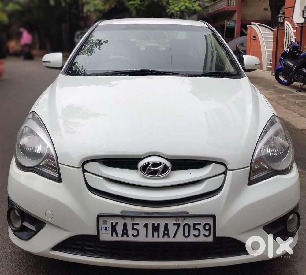 Hyundai Verna 2010-2011 Transform Xi, 2010, Petrol