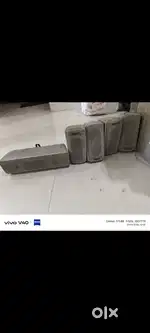 Speaker set