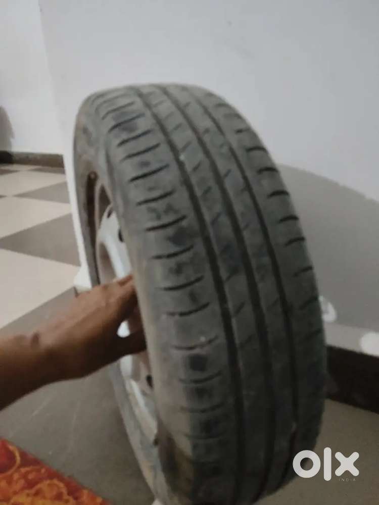 Car stapni with tayer tub only 2500rupes