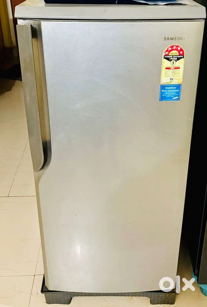 Samsung Refrigerator, Bed, Cooler, Dining Table With Chairs