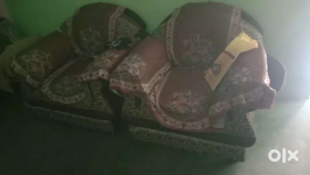 Very good condition sofa set