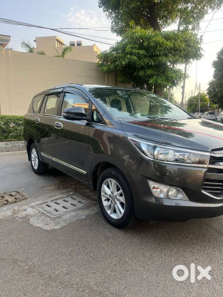 Toyota Innova Crysta 2.4 GX MT, 2019, Diesel
