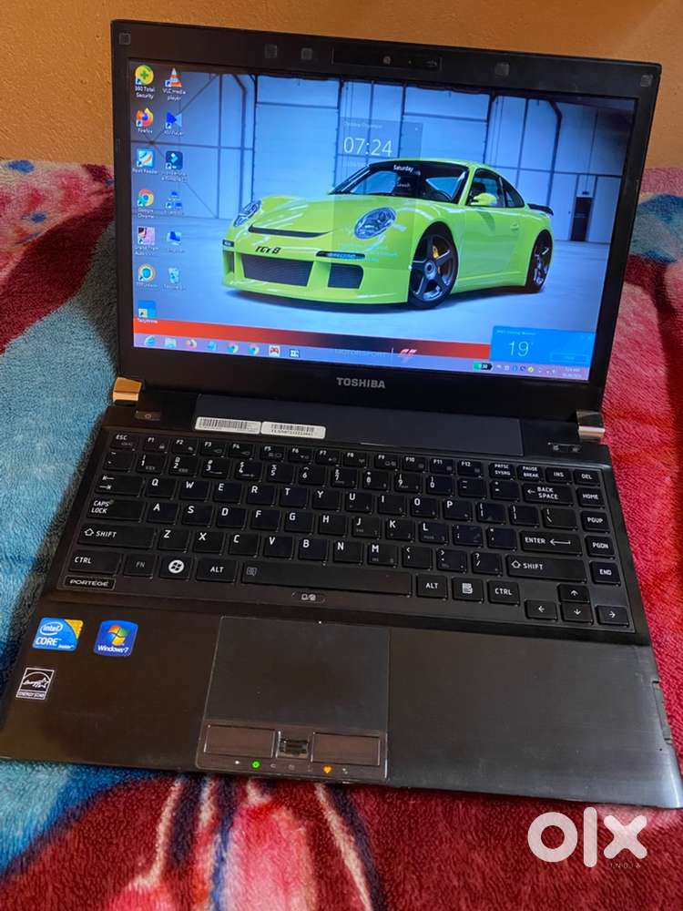 Toshiba laptop 4gb  1TB