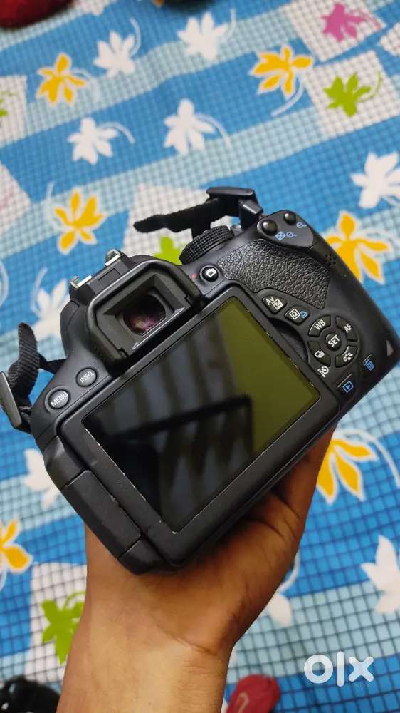 Canon 700D
