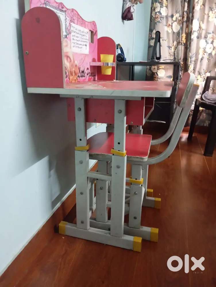Study table for Kids