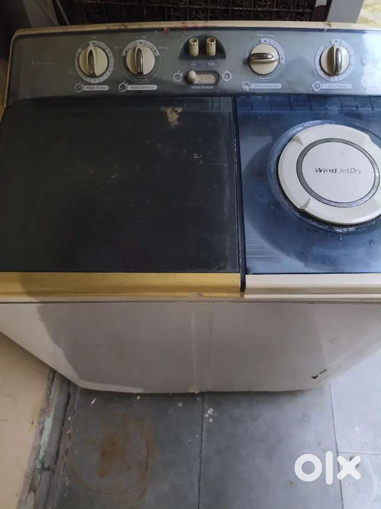 LG Top Load Semi Automatic Washing Machine Working Condition.