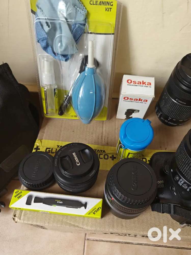 Canon 600D with kit