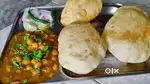 छोला पूरी भटूरा का अच्छा कारीगर ठेले पे काम के लिए चाहिए (लखनऊ में)
