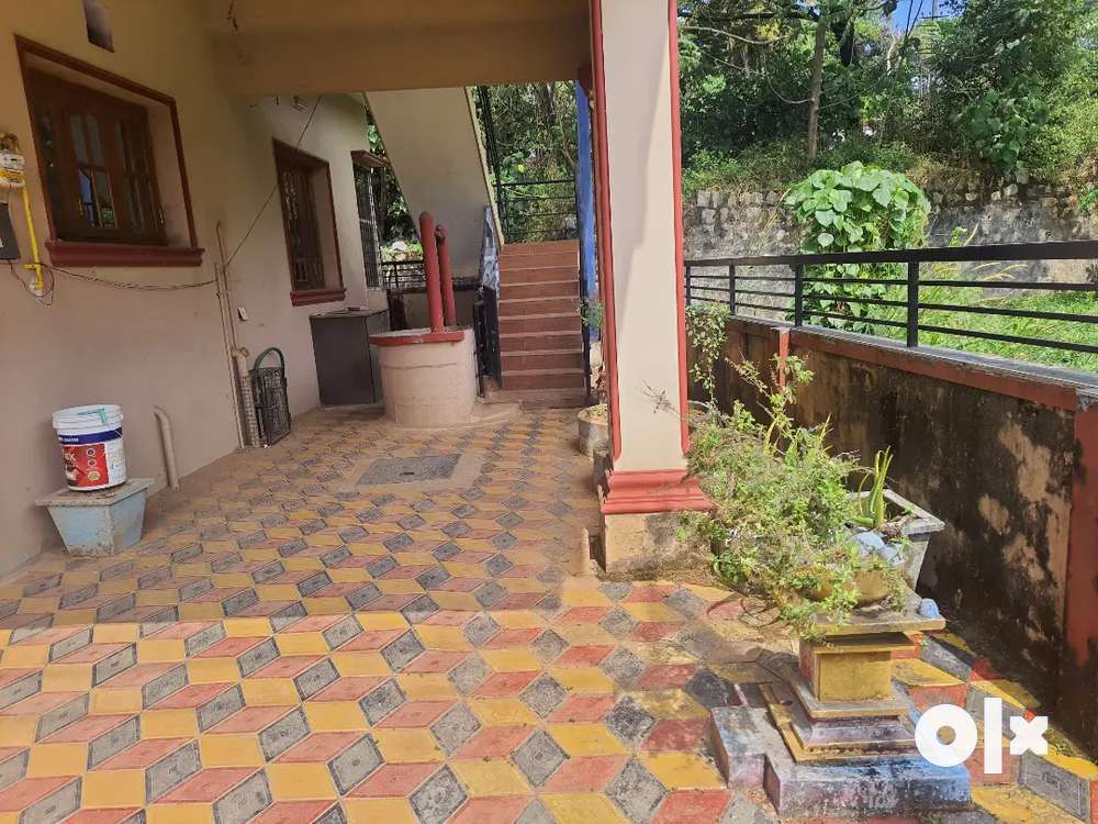 Kavoor Shantinagar 3Bhk house is avilable for sale. Land 5.75 cent