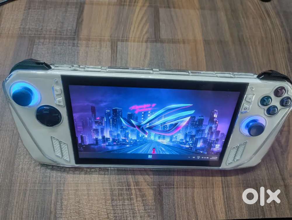 Asus Rog ally z1 extreme 512gb variant ,white